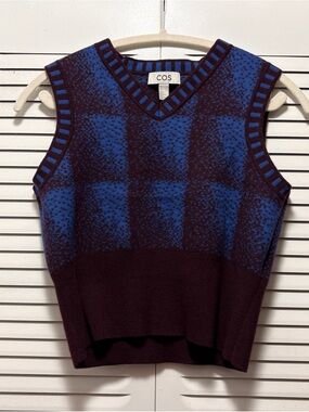 COS Blue and Burgundy V-Neck Knit Sweater Vest